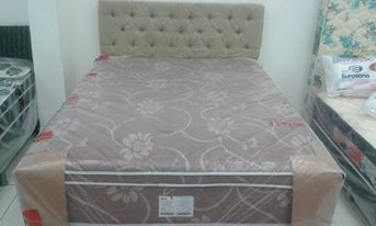 Unibox de Mola Com Cabeceira Casal 138x188x70cm